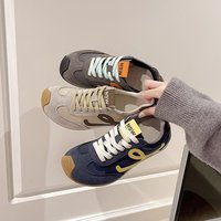 Baskets basses rétro pour femmes, légères et respirantes en maille, idéales pour la marche quotidienne et les loisirs estivaux