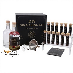 Kit de Infusión de Ginebra Apragaz, Completo con 12 Botánicos, 2 Botellas, Caja de Regalo para Bar, Embudo, Filtros, Mezcladores de Cócteles, Único para Hombres/Mujeres - Product Image 1