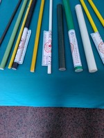 Chine Pliant Extérieur Vinyle Résine FRP Fibre De Verre Tige Camping Tente Pôle avec Virole En Aluminium sur un côté