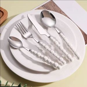 Ensemble de couverts raffinés en acier inoxydable avec manche en céramique perlée (cuillère et fourchette) - Product Image 2