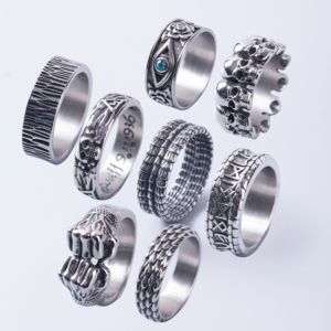 Anello di filatore vichingo da uomo squisito e alla moda retrò Hipster inciso in acciaio inossidabile - Product Image 1