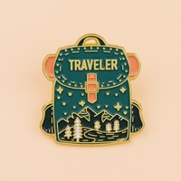 Épinglette en émail souple personnalisée pour sac à dos de randonnée, badge de revers en émail métallique, broche de camping et de voyage, fabricant OEM ODM