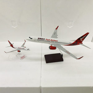 โมเดลเครื่องบินเรซิ่นไดแคสต์ รุ่นโบอิ้ง <span class=keywords><strong>B737</strong></span> ของสายการบินรุยลี่ ขนาด 40 ซม. สเกล 1/<span class=keywords><strong>100</strong></span> พร้อมปีกคงที่และฐานตั้งโชว์ - Product Image 3