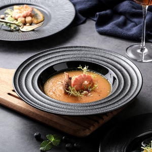 Plateau en céramique japonais 1 pièce, assiette plate pour salade assiette de cuisson à pizza, relief créative <span class=keywords><strong>vaisselle</strong></span> noir et blanc, <span class=keywords><strong>vente</strong></span> directe d'usine - Product Image 4