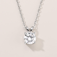 Collier pendentif solitaire rond en moissanite 1 carat, testé au testeur de diamants, en argent sterling 925, à 4 griffes et double attache, bijoux pour femme