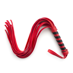 แส้หนัง SM Pleasure Whip พร้อมพู่หนัง สำหรับผู้ชายและผู้หญิง ใช้สำหรับการฝึกซ้อม การตีเบาๆ และการเล่นกันแบบเซ็กซี่ ของเล่นทางเพศ - Product Image 2