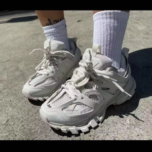 Zapatillas Deportivas Chunky con Luces LED Track 3.0 de Calidad Original 2026, Zapatillas Casuales de Diseñador para Mujer, Zapatillas Track 3.0, Zapatillas Casuales para Hombre - Product Image 3