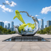 Grande sculpture de requin en acier inoxydable ajouré, miroir extérieur, motif vague jaune, pour place publique, fabrication sur mesure