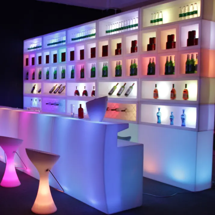 Balcão de bar com luzes LED RGB para móveis de bar LED mesa de bar ao ar livre com prateleira para vinhos