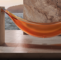 Baignoire transparente suspendue extérieure avec forme unique et facile à nettoyer pour les villas