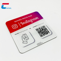 Placa RFID con Chip NFC Personalizable con Impresión UV para Reseñas de Google y Comentarios de Clientes - Acrílico Resistente al Agua
