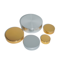 Approvisionnement d'usine 53-400 couvercles à vis en aluminium cosmétiques en or lisse pour bouteille de pot de crème en plastique en verre