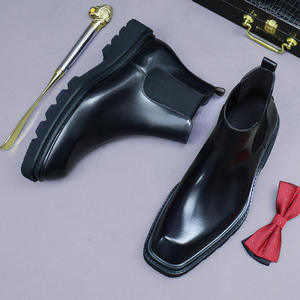 Botas Martin de cuero estilo británico vintage con suela gruesa y tacones en forma de chimenea, botas de cuero de una sola pieza de caña alta - Product Image 1