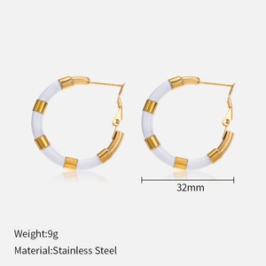 Pendientes de Aro Gruesos y Lisos de Acero Inoxidable con Baño de Oro de 18k, Estilo Moderno para Mujer - Product Image 6