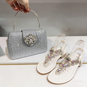 Conjunto de Bolso de Noche y Sandalias de Lujo con Pedrería, Diseño 2026, Adornado con Cristales, para Bodas y Fiestas - Product Image 4