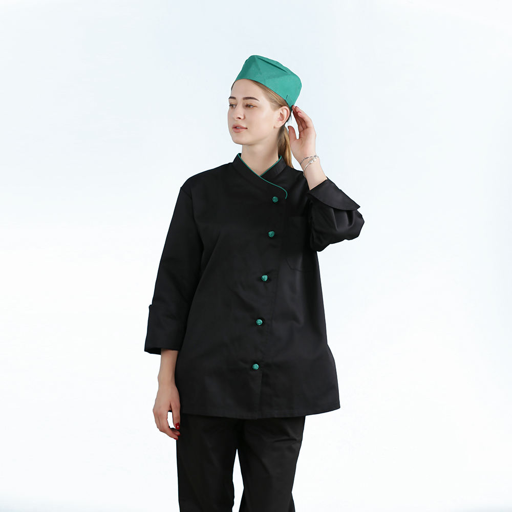 สีดำกับท่อสีเขียว