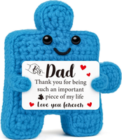 Mini téléphone rouge en crochet fait main au design de dessin animé, cadeau décoratif d'accompagnement émotionnel pour filles et filles, idéal pour un anniversaire