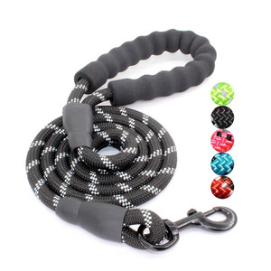 Laisse et collier personnalisés en nylon et coton imprimé dentelle pour chien, 1,5m/2,0m/3,0m, avec bouteille d'eau et gamelle – Accessoires pour animaux de compagnie - Product Image 1