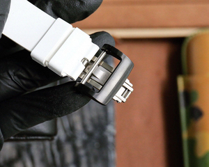 นาฬิกาโครโนกราฟโครงกระดูกสีขาวคุณภาพสูงพร้อมสายยาง - Product Image 5