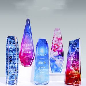 Plaque de trophée de prix <span class=keywords><strong>immobilier</strong></span> personnalisé impression couleur en cristal du fabricant chinois sculpté avec la technique de gravure en forme de chauve-souris - Product Image 1