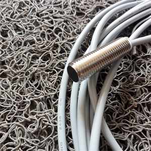 Balluff Proximity Sensor BES-516-324-E4-C-03 Metal Shielded Screw Terminal Industrial Use - Product Image 3
