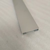 Profils en aluminium de canal de C avec des services de traitement de soudure de coupe de recourbement