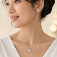 Juego de Joyería de Corazón al por Mayor TX, Aretes y Collar Modernos y Bonitos, Chapados en Rodio, con Circonita Cúbica Brillante, para Mujeres y Niñas
