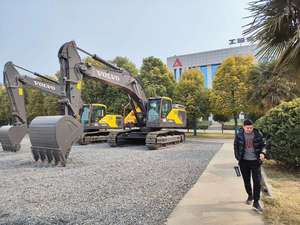 Excavadora Volvo multifuncional Rennuo EC300 360 400 Excavadora usada en China - Product Image 5