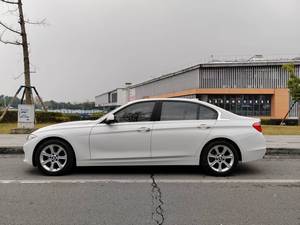 BMW Serie 3 328Li 2013 Usado, Sedán Ejecutivo Turboalimentado 2.0T F35 Distancia Entre Ejes Larga, Buen Estado, Listo para Enviar - Product Image 3