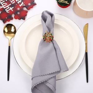 Juego de 6 Anillos para Servilletas con Diseño de Reno Navideño Dorado, Porta Servilletas Metálicos con Diseño de Copo de Nieve y Árbol de Navidad, Decoración para Mesa de Comedor en Fiestas y Bodas - Product Image 2