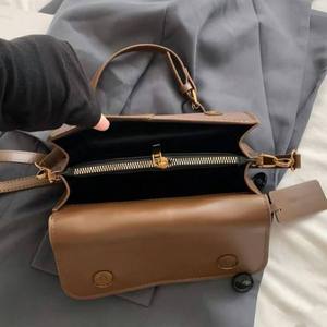 Stylish Retro Small Square Women's Tote Bags Retro pu leather single-shoulder bag Lady designer bag school handbags All Seasons - Product Image 2