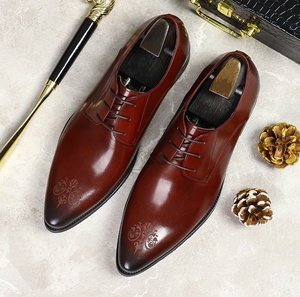 รองเท้าผู้ชายสไตล์อิตาลีแบบ Brogues Oxford Derby  หนังแท้ ระบายอากาศได้ดี กันน้ำ เหมาะสำหรับฤดูใบไม้ร่วง/ฤดูหนาว สไตล์ทางการสำหรับธุรกิจ สีพื้น - Product Image 4