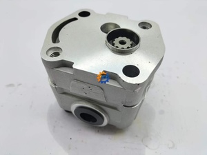 Pièces OEM E70B E307 E307B EX60-2 EX60-3 PC60UU PC75UD-2 Pompe principale d'excavatrice Pompe à engrenages Pompe pilote A10VD43 A10VD23 - Product Image 3
