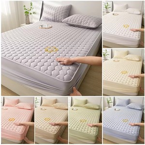 Embroidered Waterproof 100% Polyester Quilted All-Season <strong>Bed</strong> <strong>Cover</strong> Thick Mattress Protector Fitted Sheet Set Woven Plain Style - Product Image 5
