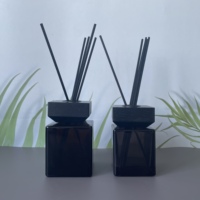 Bouteilles en verre vides de 50 ml noires carrées pour diffuseur à bâtonnets, luxe pour la maison, naturelles, 100 ml, 200 ml, bouteille d'huile aromatique de luxe avec bouchon en bois