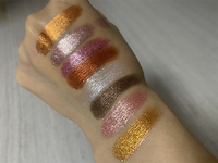 Palette de maquillage avec différentes options de couleurs, fard à paupières scintillant métallique diamant, fard à paupières métallique pailleté, fard à paupières unique scintillant