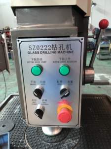 ศูนย์เครื่องจักรกลซีเอ็นซีแบบแกนหมุนคู่อัตโนมัติสำหรับการแปรรูปวัสดุผสมอะลูมิเนียมและกระจก เครื่องเจาะกระจก - Product Image 5