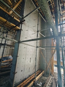 Coffrage en béton réglable moderne blanc, léger, en plastique, pour le traitement des surfaces de murs, de colonnes et de dalles - Product Image 3