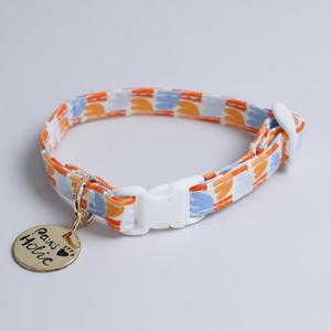 Collier pour chien en coton personnalisé, taille XS, luxueux, élégant, moderne, imprimé tendance, durable, confortable, réglable, doux - Product Image 1