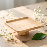 Plateau de service minimaliste rétro en bambou pour le salon, idéal pour la présentation de desserts et le rangement de fruits domestiques (vente en gros)