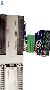FX2N-48ET PLC ตัวควบคุมลอจิกแบบตั้งโปรแกรมได้ โมดูลควบคุมอุตสาหกรรม ชุดประกอบอุตสาหกรรมอัตโนมัติแบบถอดประกอบได้ - Product Image 1