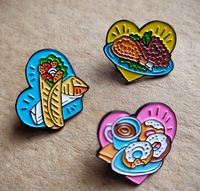 Épingle en émail avec logo européen de café alimentaire mignon personnalisé Insigne du fabricant Broche artisanale en métal Épingles en émail souple et dur