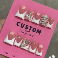 Faux ongles courts style Y2K en acrylique, faits à la main, à presser, décorés de fleurs 3D et de strass, réutilisables