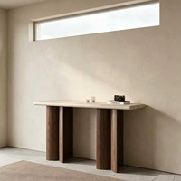 Console de style Wabi-sabi en travertin avec pieds en placage de bois massif, table de console pour l'entrée