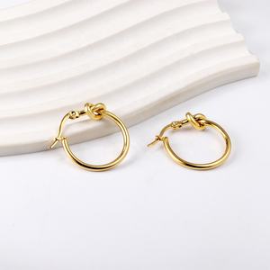 Pendientes de Aro Simples y Populares de Moda, Joyería para Mujer al por Mayor, Chapados en Oro de 18k, Acero Inoxidable Impermeable, Hipoalergénicos - Product Image 6