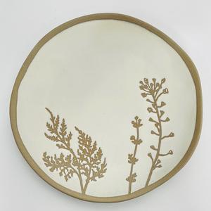 Assiette à dîner irrégulière de 10,5 pouces (surface plate) - Product Image 1