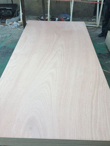 Contreplaqué en <span class=keywords><strong>bois</strong></span> <span class=keywords><strong>de</strong></span> pin structurel Pino Triplay 12mm 15mm 18mm 21mm - Product Image 5