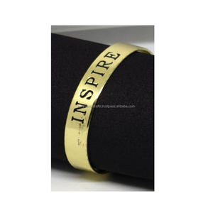 Cadeaux de Nouvel An 2025 pour la famille, bracelet vibrant fait main, cadeau pour homme, bijoux hip hop géométriques, bijoux avec revêtement laqué - Product Image 6