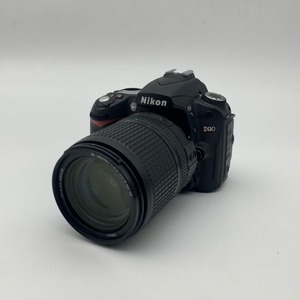 กล้อง <span class=keywords><strong>Nikon</strong></span> D90 DSLR มือสองของแท้พร้อมเลนส์ VR 18-140 มม. ความละเอียด 12.3MP CMOS วิดีโอ HD คุณภาพพรีเมียม ปรับสภาพใหม่สำหรับขายต่อ - Product Image 1