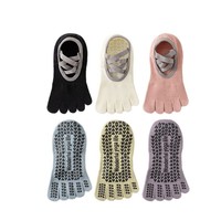 Logo personnalisé Chaussettes OEM Toe Yoga Personnaliser Cinq Doigts Toe Yoga Chaussette